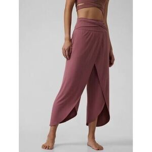 Athleta Mauve Cropped Tulip-Leg Pants